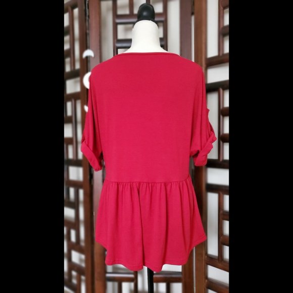 NWOT Women's V Neck Loose Ruffle Blouse (Size M - Picture 3 of 3